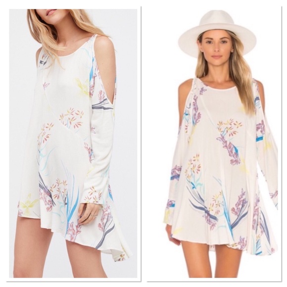 Free People Dresses & Skirts - Free People Clear Skies Cold Shoulder Tunic Dress